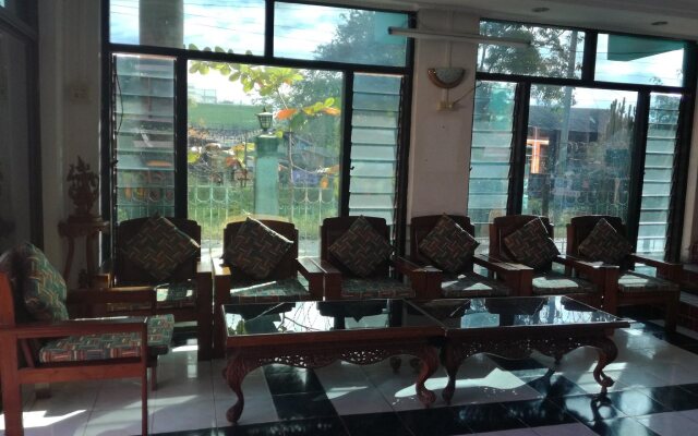 Gold Star hotel