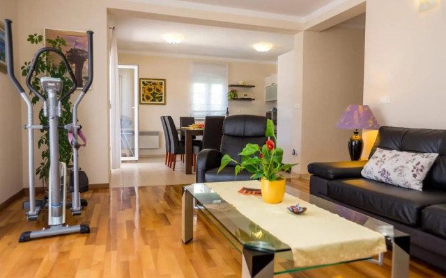 My Dalmatia - Apartment Vigo with Private Pool