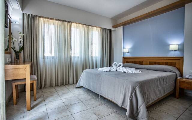 Mary Hotel & Mary Royal Suites