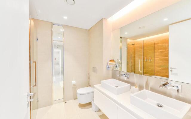 Lux 2 BR Apt With Bluewaters View