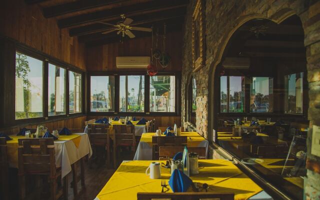 Hotel Cosmos Don Carlos