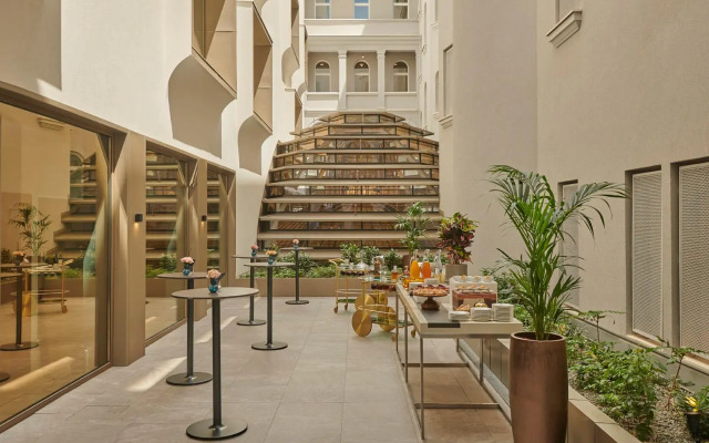 Párisi Udvar Hotel Budapest, part of Hyatt