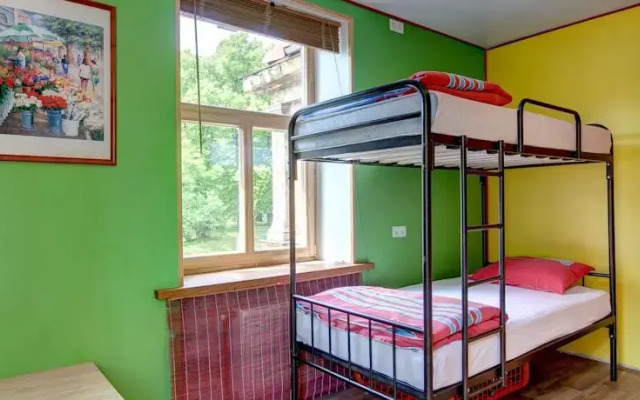 Travellers Beach Hostel