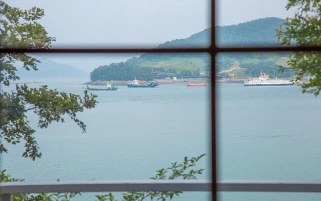 Yeosu Yewon Healing Pension