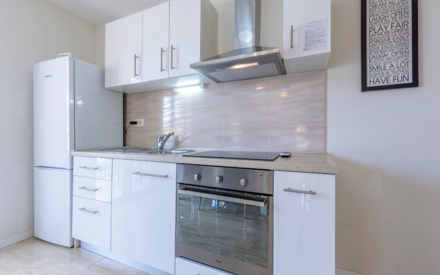 Apartment Dalis - open swimming pool: A2 prizemlje Cove Osibova (Milna), Island Brac