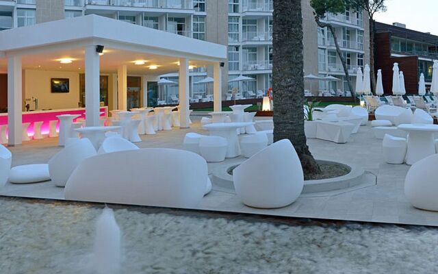 Отель Melia South Beach