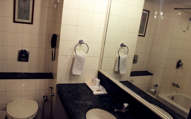 Hotel Om Tower