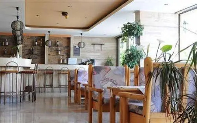 Thomas Hotel