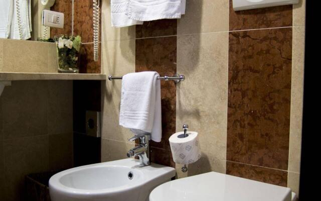 Sotto Il Sole Di Roma