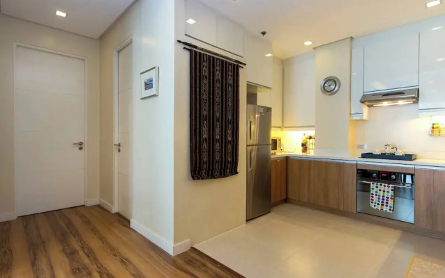 Elegant 2BR Apartment in Upscale Fort BGC Fast Wifi