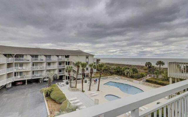 Breakers 320 by RedAwning