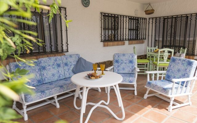 Living4Malaga Villa Miraflores