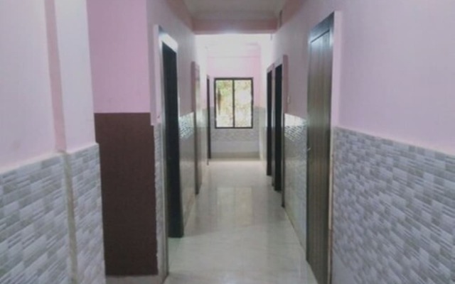Goroomgo Samrat Palace Puri
