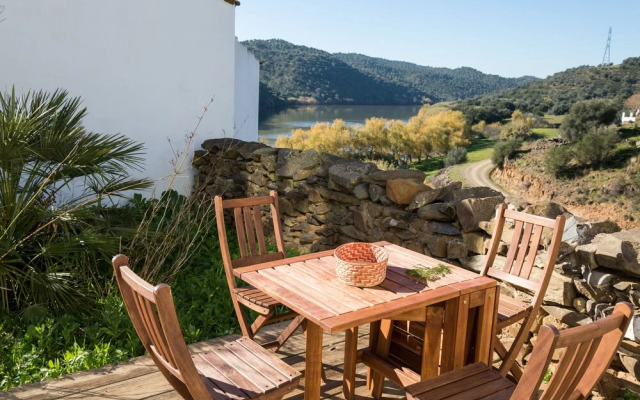 Casa de las Letrinas Bajas