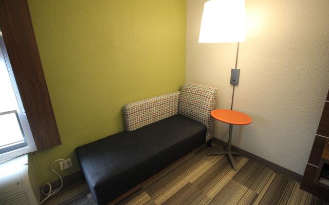 Holiday Inn Express & Suites Houston - Memorial Park Area by IHG