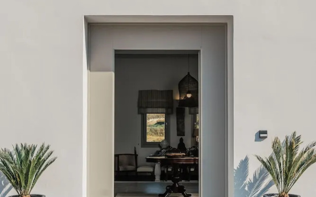 Kaminos Private Villa