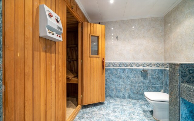 HomeHolidaysRentals Fragance Apartment