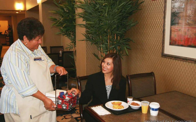 Hampton Inn & Suites Las Cruces I-25