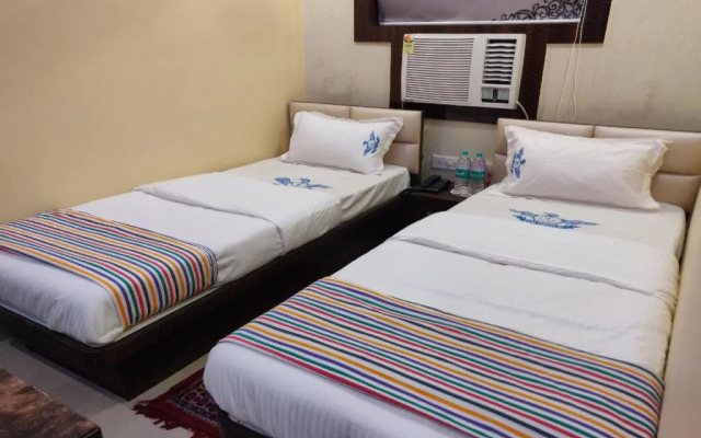Hotel Ops By OYO Rooms