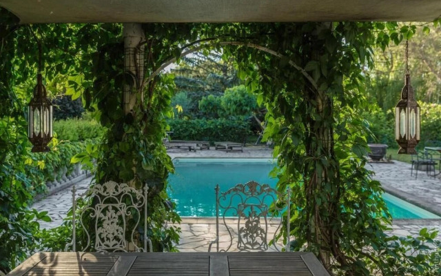 The Rhone Retreat