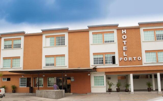 Porto Hotel