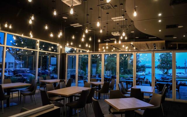 La Cache du Lac Champlain