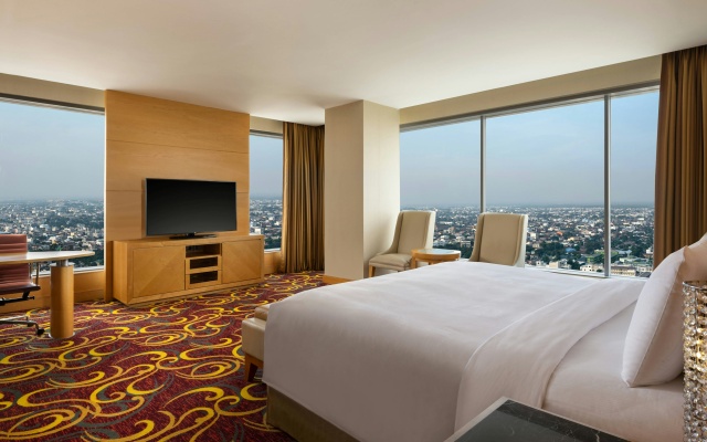 JW Marriott Hotel Medan – Guest Rooms – Medan