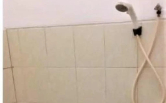 Penginapan Meli by ZUZU