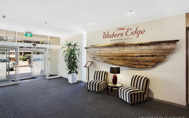 Comfort Resort Waters Edge