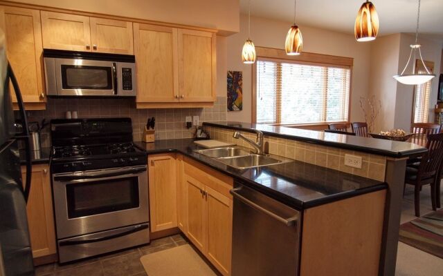 Mountain Town Properties Cascade Lodge 3A