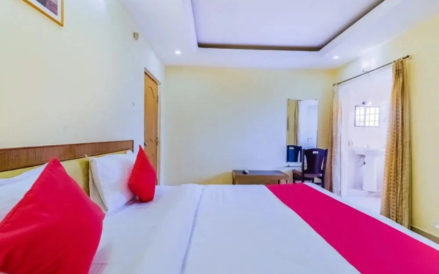 Gayatri Grand by OYO Rooms