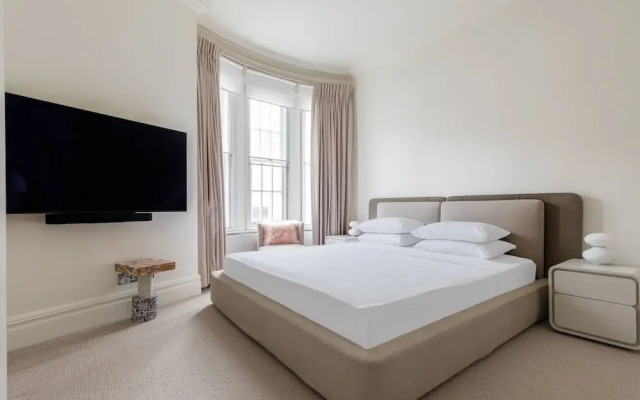 Sloane Court East VI by Onefinestay