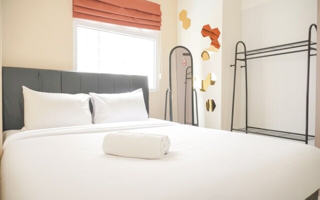 Modern And Classic 2Br At Green Pramuka City Apartment