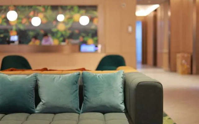 Orange Hotel (Shanghai Hongqiao Hub Lianyou Road)