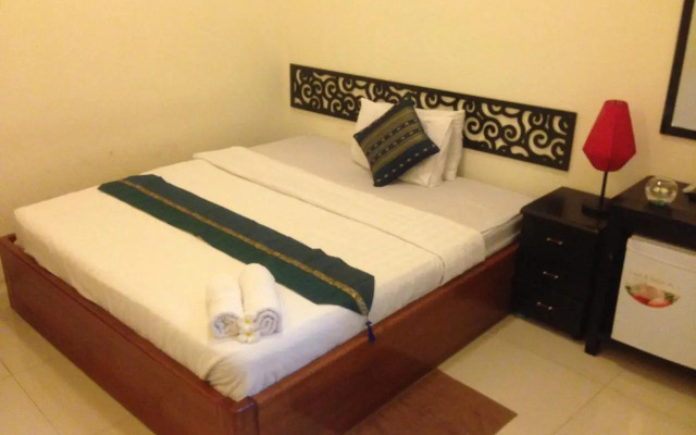 171 NewSeason Hotel