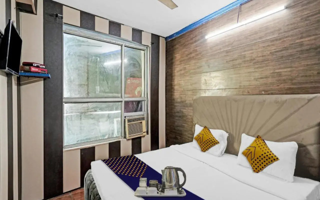 Pop 701049 Hotel Blue Diamond