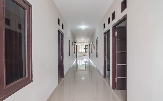 RedDoorz Syariah near Stasiun Cianjur
