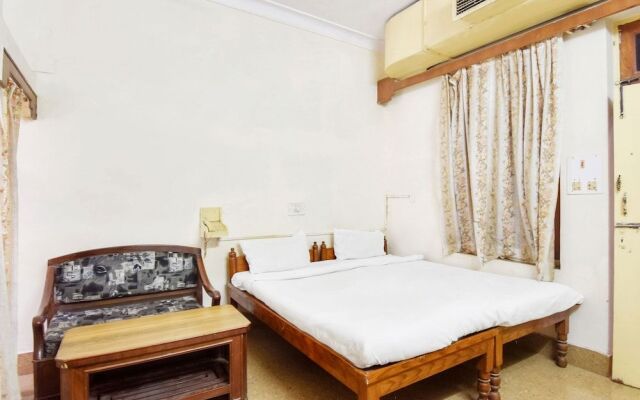 Spot On 47388 Dutta Guest House
