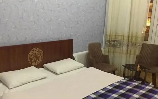 Tourest Inn Central - Hostel