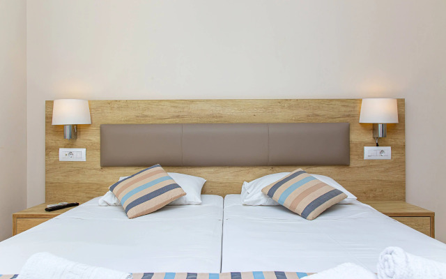 Theodosis Apartments