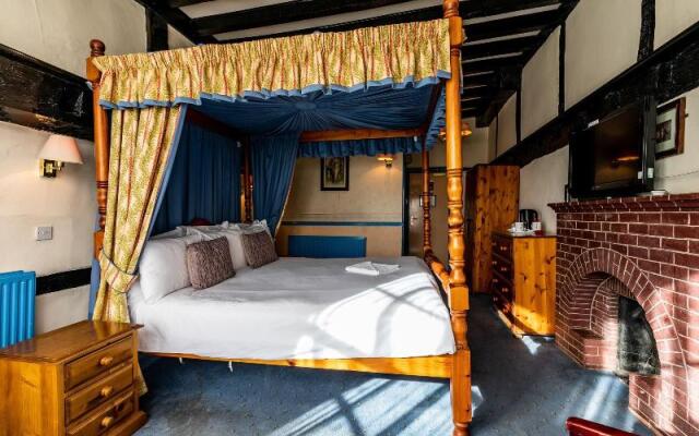 The George Hotel, Amesbury, Wiltshire