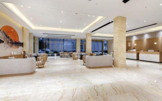 Apex Hotel