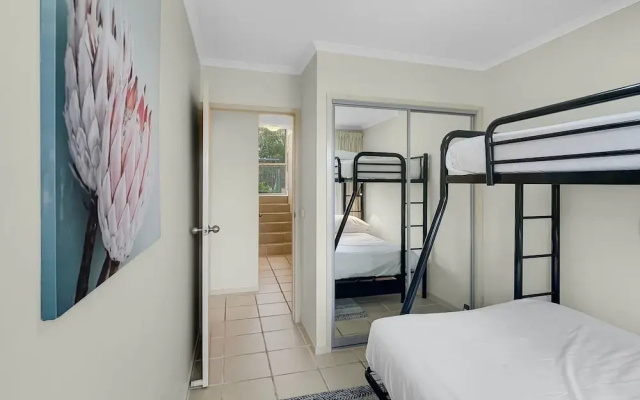 2-bed Townhouse With Outdoor Area