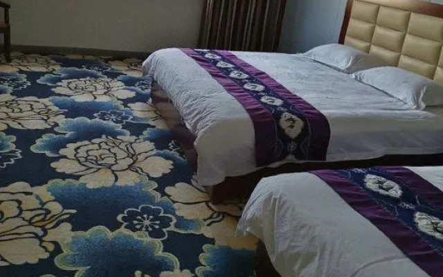 Aksai Yulian Hotel