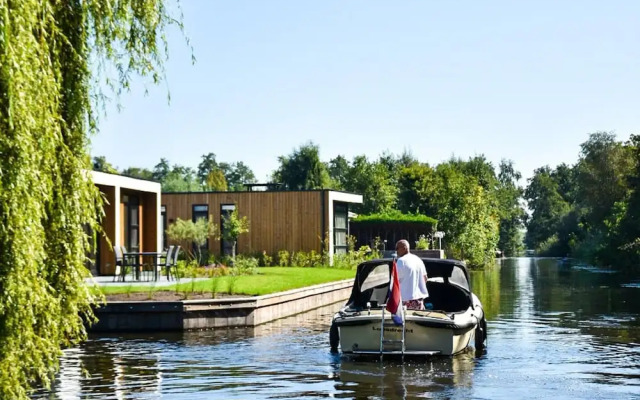 Luxury Waterfront Escape