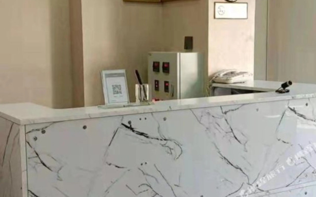 Yijia Hotel