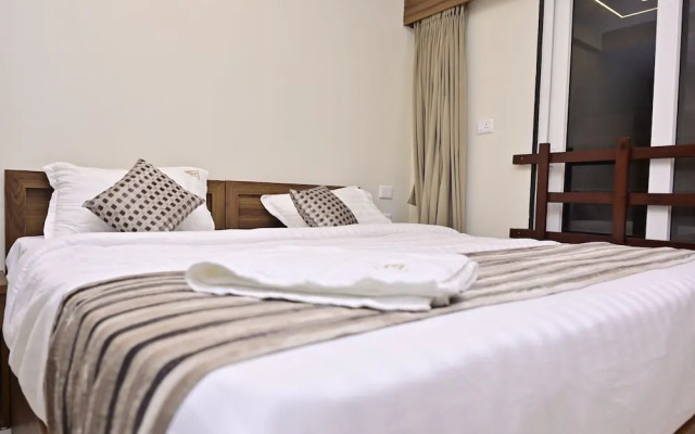 Hotel Noble Nook 100 ft. Road Indiranagar