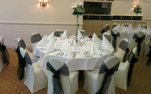 Elizabethan Lodge