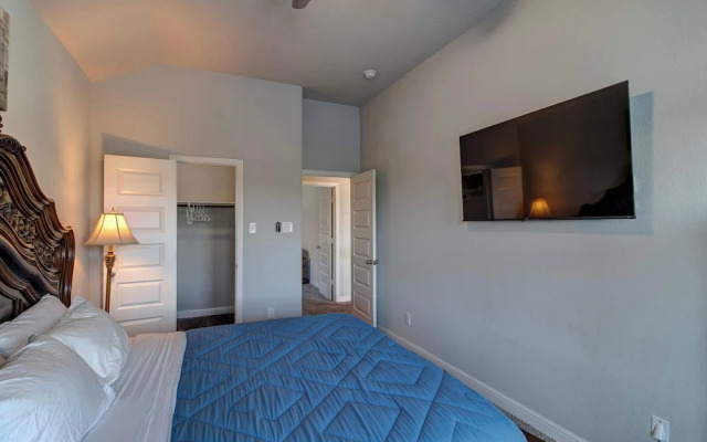 Lakeview Mansion A Chic Estate