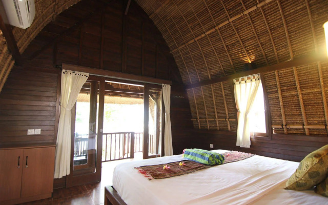 Secret Point Huts